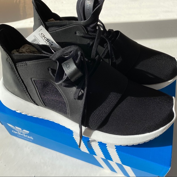 NWT Adidas Tubular Defiant Black 7 Sneakers - Picture 3 of 16